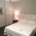 Torre Di Jano Dimora Storica Aparthotel Lama (Tuscany)