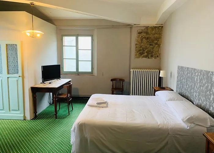 Torre Di Jano Dimora Storica Aparthotel Lama (Tuscany)