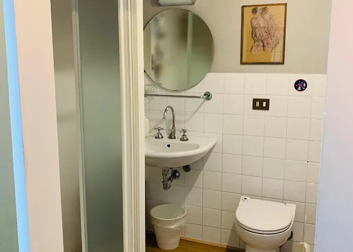 Torre Di Jano Dimora Storica Aparthotel Lama (Tuscany)