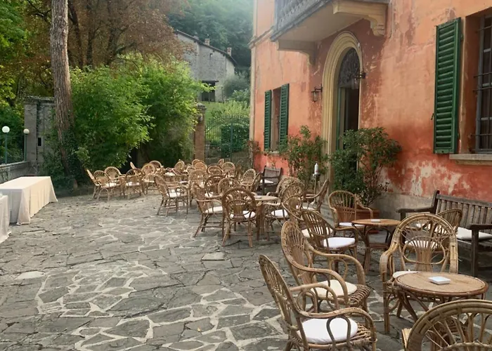 Torre Di Jano Dimora Storica Aparthotel Lama (Tuscany)