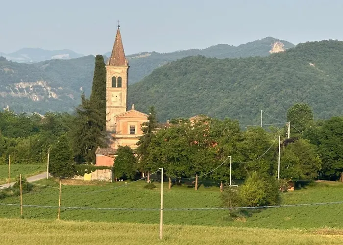 Lejlighedshotel Torre Di Jano Dimora Storica 2*